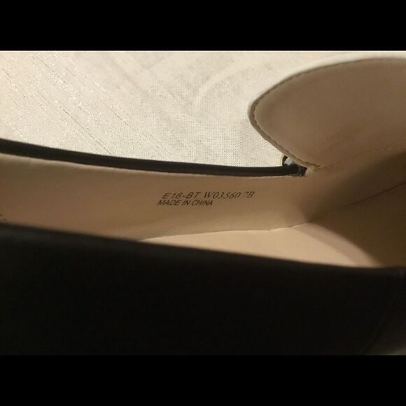 Cole Haan Women’s Block Heel Loafer Size 7B - Picture 5 of 7